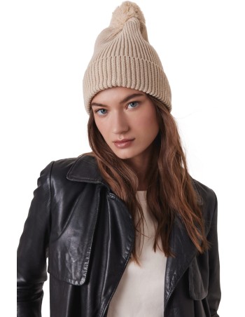Gorro con pompón