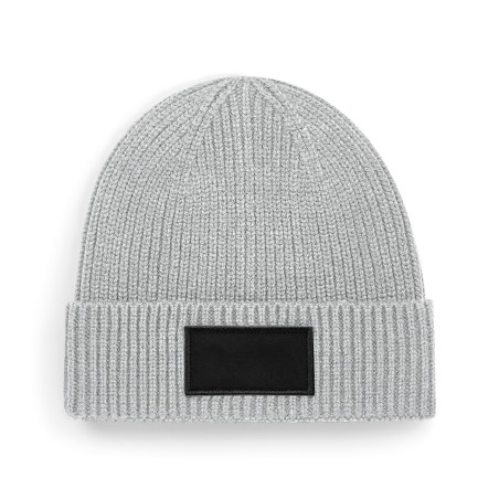 Trendy beanie with patch