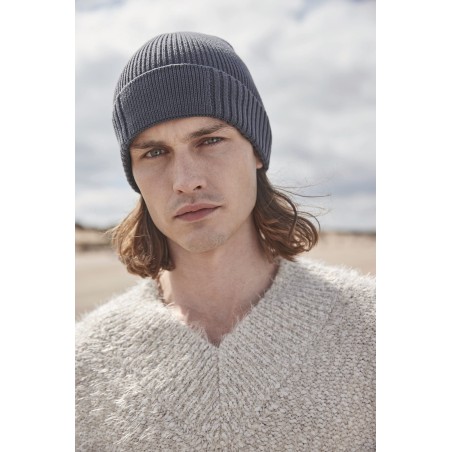 Organic cotton beanie with technical patch