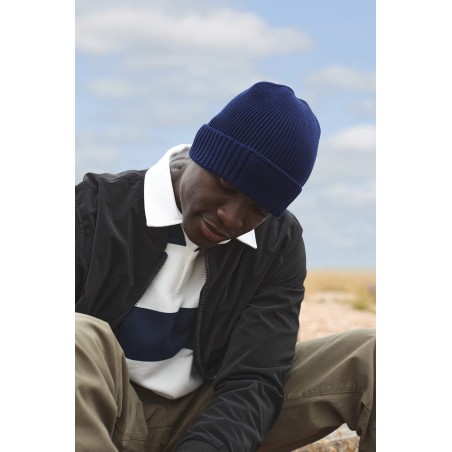 Organic cotton beanie with technical patch