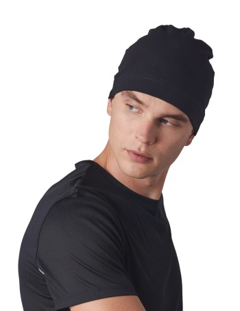 Gorro deportivo ajustado