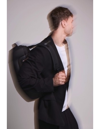Hard case business backpack 2