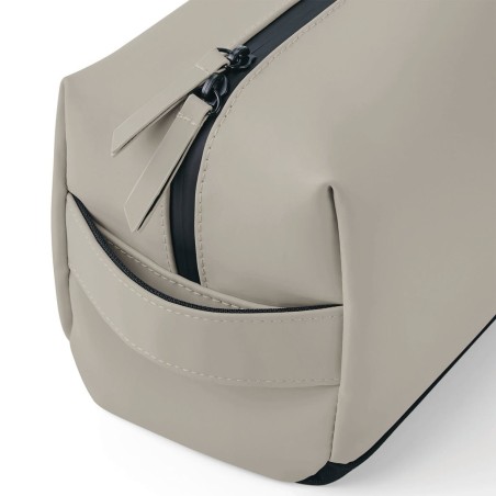 Matte polyurethane vanity case