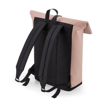 Mochila de poliuretano mate con solapa enrollable