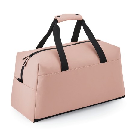 Travel bag in matt polyurethane