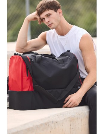 Sport bag with rigid bottom