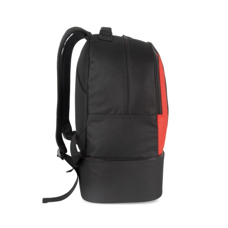 Sports bag with semirigid bottom