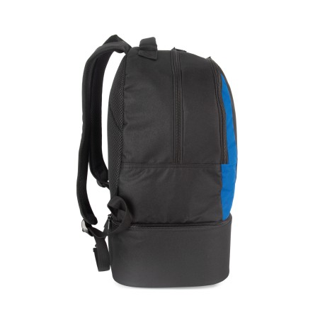 Sports bag with semirigid bottom