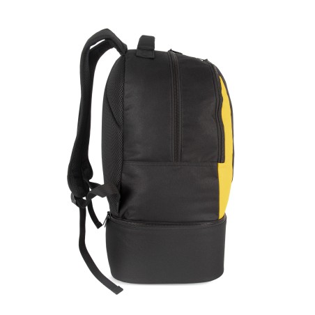 Sports bag with semirigid bottom