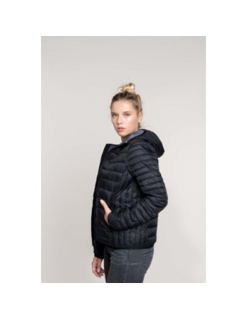 CHAQUETA ACOLCHADA LIGERA CON CAPUCHA MUJER
