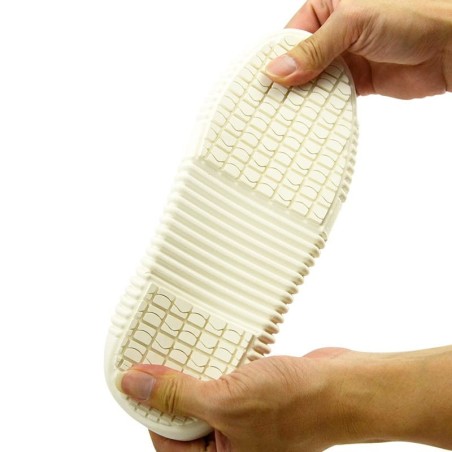 Easy Max overshoes.