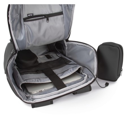 Mochila antirrobo impermeable con portacasco