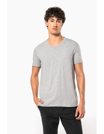 Camiseta con elastano cuello de pico hombre