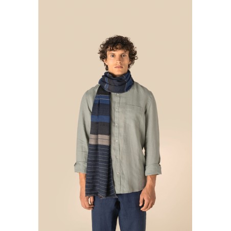 Unisex reversible scarf