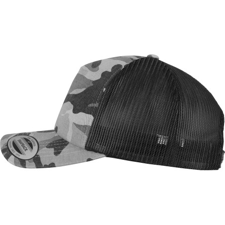 Camo trucker cap