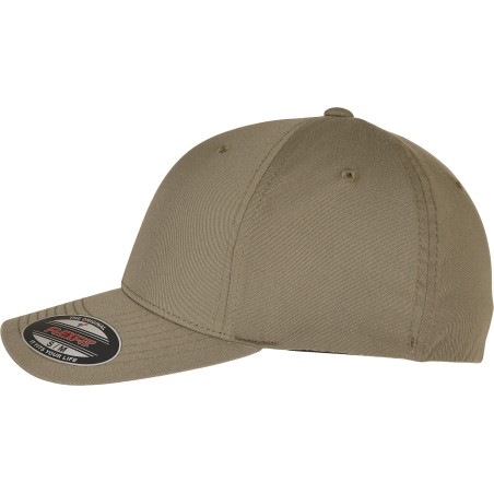 Recycled polyester cap