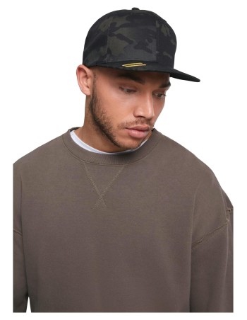 Classic snapback multicam cap